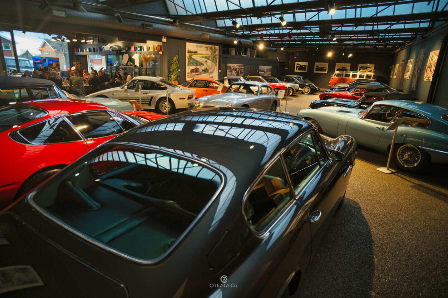 Comprehensive wide-angle captures designed to showcase inventory within a premium retail environment. We emphasize the spatial layout and curation of your showroom, providing high-scale assets that communicate brand scale and the professional caliber of yo